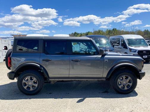 Carbonized Gray Metallic 2026 Ford Bronco Big Bend