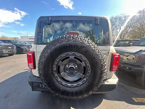 DESERT SAND 2025 Ford Bronco Base