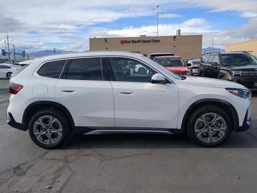 2025 BMW X1 xDrive28i