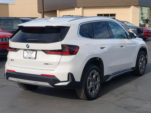 2025 BMW X1 xDrive28i