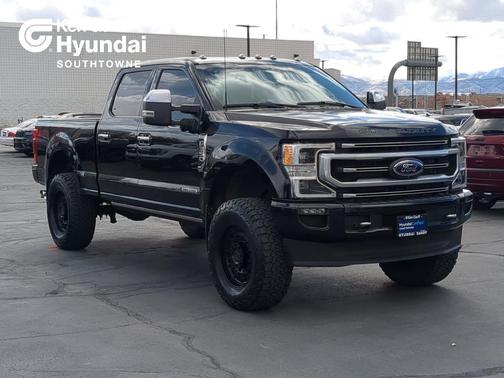2022 Ford F-350 Platinum