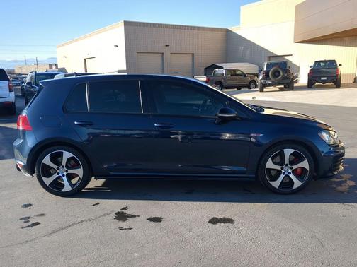 2017 Volkswagen Golf GTI Sport 4-Door