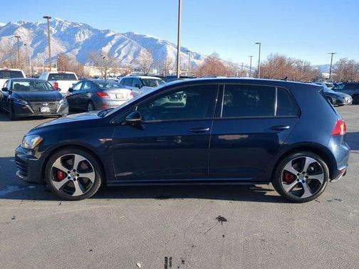 2017 Volkswagen Golf GTI Sport 4-Door