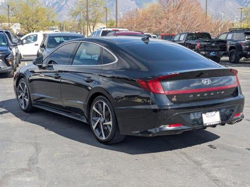Phantom Black 2021 Hyundai SONATA SEL Plus