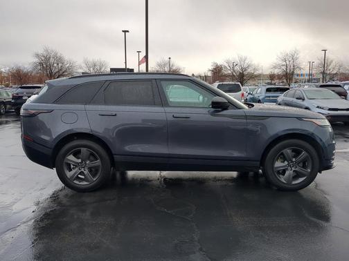 2025 Land Rover Range Rover Velar P250 Dynamic SE