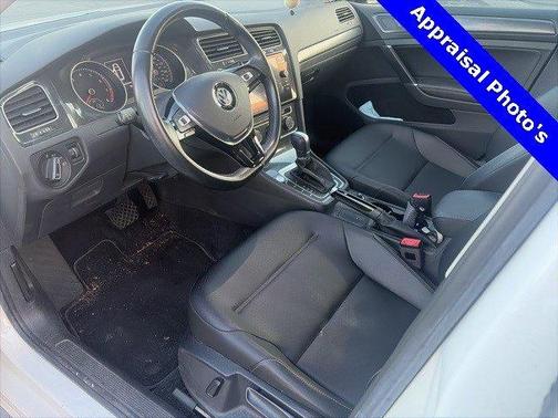 2018 Volkswagen Golf SportWagen TSI SE