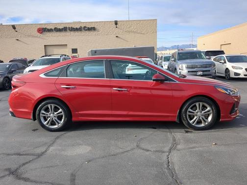 2018 Hyundai SONATA SEL
