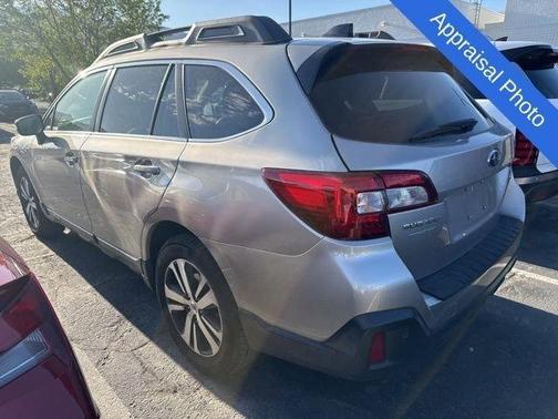Tungsten Metallic 2019 Subaru Outback 2.5i Limited