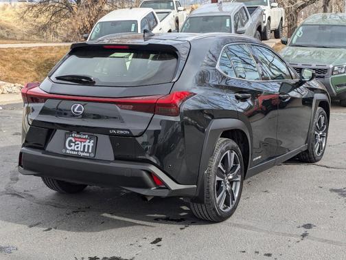2021 Lexus UX 250h Base