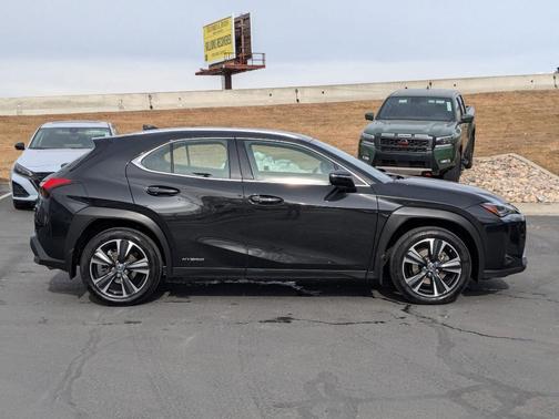 2021 Lexus UX 250h Base