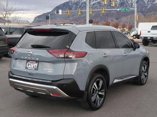 2021 Nissan Rogue Platinum