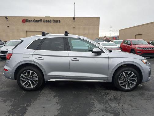 2024 Audi Q5 45 S line quattro Premium