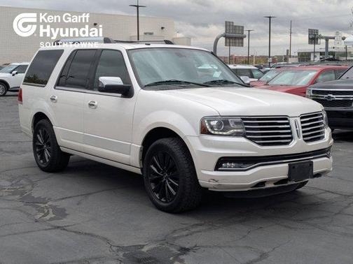 2017 Lincoln Navigator Select