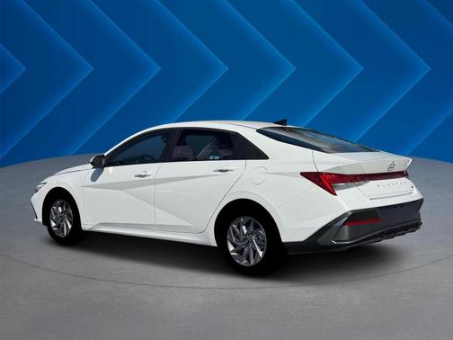 2026 Hyundai ELANTRA HEV Blue