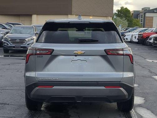 Sterling Gray Metallic 2025 Chevrolet Equinox LT