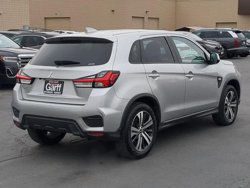 2025 Mitsubishi Outlander Sport ES