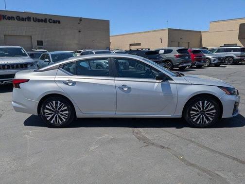 Brilliant Silver Metallic 2024 Nissan Altima 2.5 SV
