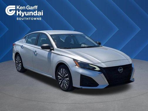 Brilliant Silver Metallic 2024 Nissan Altima 2.5 SV