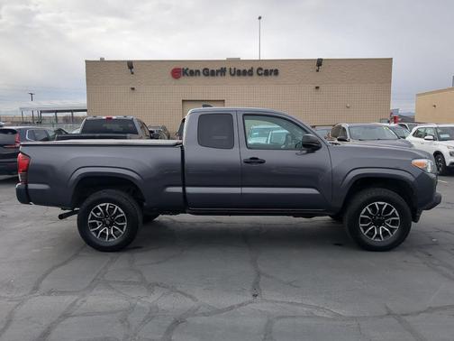 2021 Toyota Tacoma SR