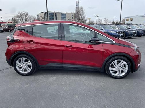 2022 Chevrolet Bolt EV 1LT