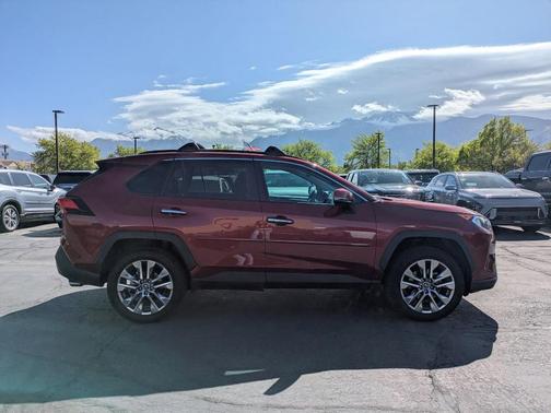 Pearl 2019 Toyota RAV4 Limited