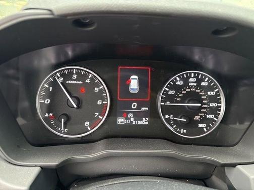 Crystal White Pearl 2025 Subaru Crosstrek Premium