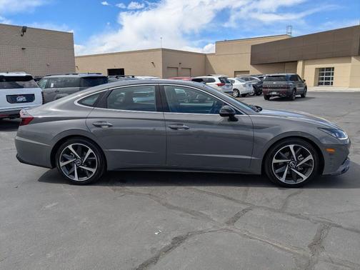 Hampton Gray 2022 Hyundai SONATA SEL Plus