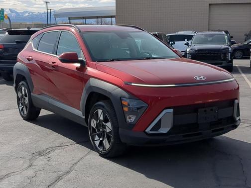 2025 Hyundai KONA SEL