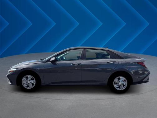 Gray 2026 Hyundai ELANTRA SE
