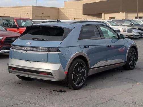 2025 Hyundai IONIQ 5 Limited