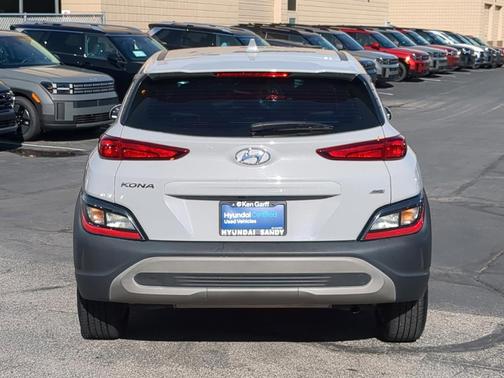 2022 Hyundai KONA SE
