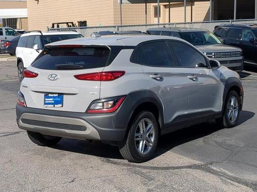 2022 Hyundai KONA SE
