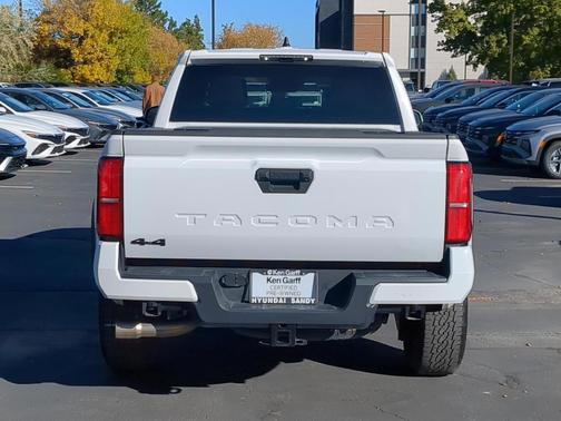 2024 Toyota Tacoma TRD Off Road