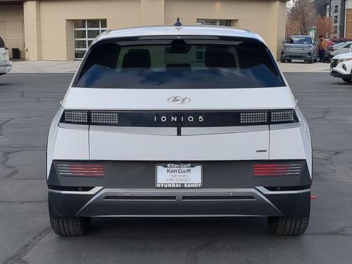 2023 Hyundai IONIQ 5 SEL