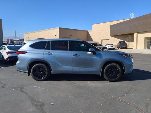 2021 Toyota Highlander Hybrid LE
