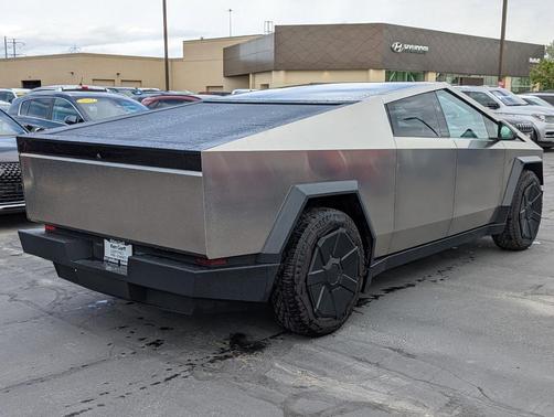 2024 Tesla Cybertruck Base