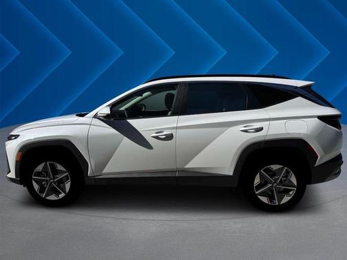 Pearl 2026 Hyundai TUCSON Hybrid SEL Convenience