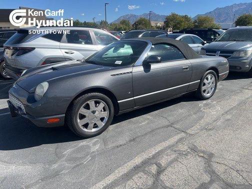 2003 Ford Thunderbird 