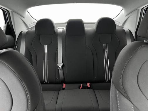 2025 Hyundai ELANTRA HEV Blue