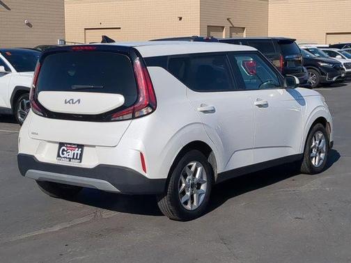 2023 Kia Soul LX