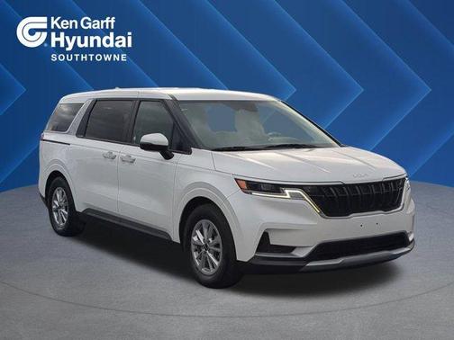 2024 Kia Carnival LX