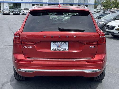 2022 Volvo XC60 B5 Inscription