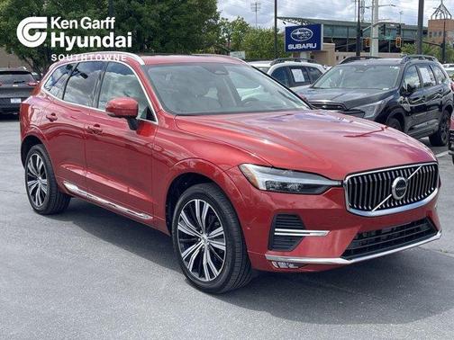 2022 Volvo XC60 B5 Inscription