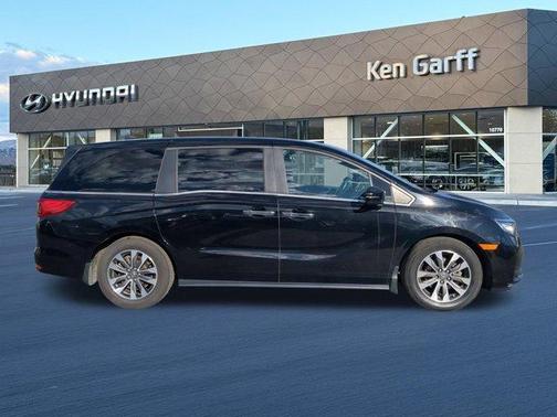 Black 2023 Honda Odyssey EX-L