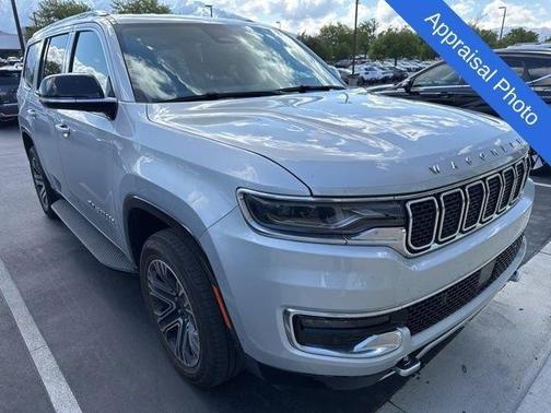 Silver Zynith 2023 Jeep Wagoneer Series II