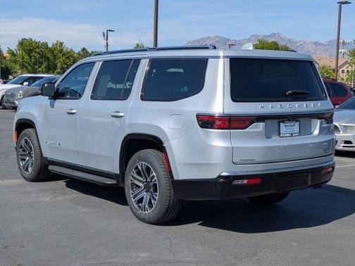 Silver Zynith 2023 Jeep Wagoneer Series II