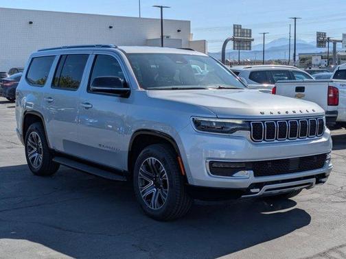 Silver Zynith 2023 Jeep Wagoneer Series II