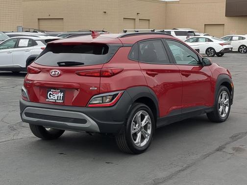 2022 Hyundai KONA SEL