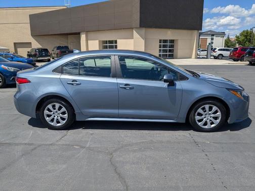 CELESTITE 2023 Toyota Corolla LE