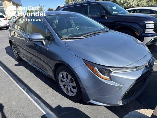 CELESTITE 2023 Toyota Corolla LE